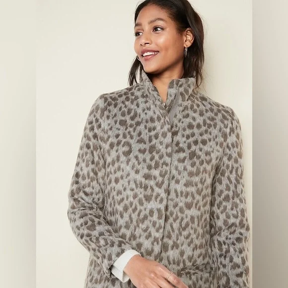 Old Navy Relaxed Soft Brushed truffle Leopard Print Women's wool blend Pea Coat - Picture 4 of 9